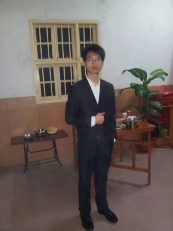 潇湘剑雨的第一张照片--云霄认干亲服务网